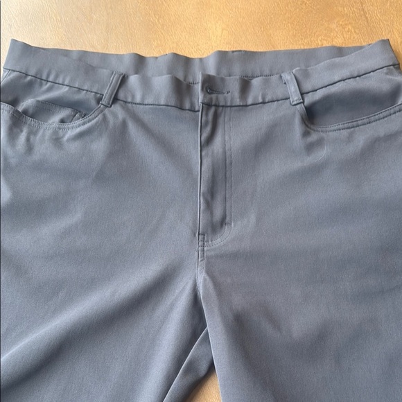 Callaway Gray Dress Pants with Smooth Fabric and Straight Leg Cut - Picture 6 of 7